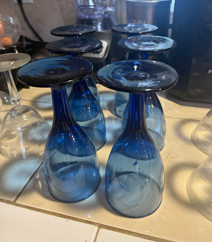 Blue glass wine glasses set - blue,